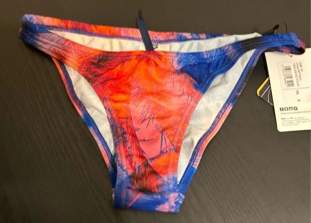 Arena Swim Bottoms Size 30